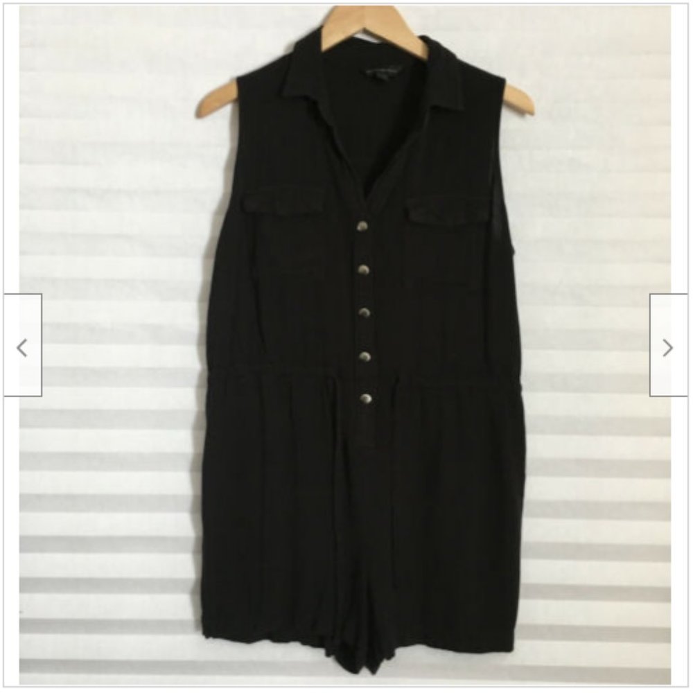 Rock & Republic Black Sleeveless Romper Shorts Jumpsuit